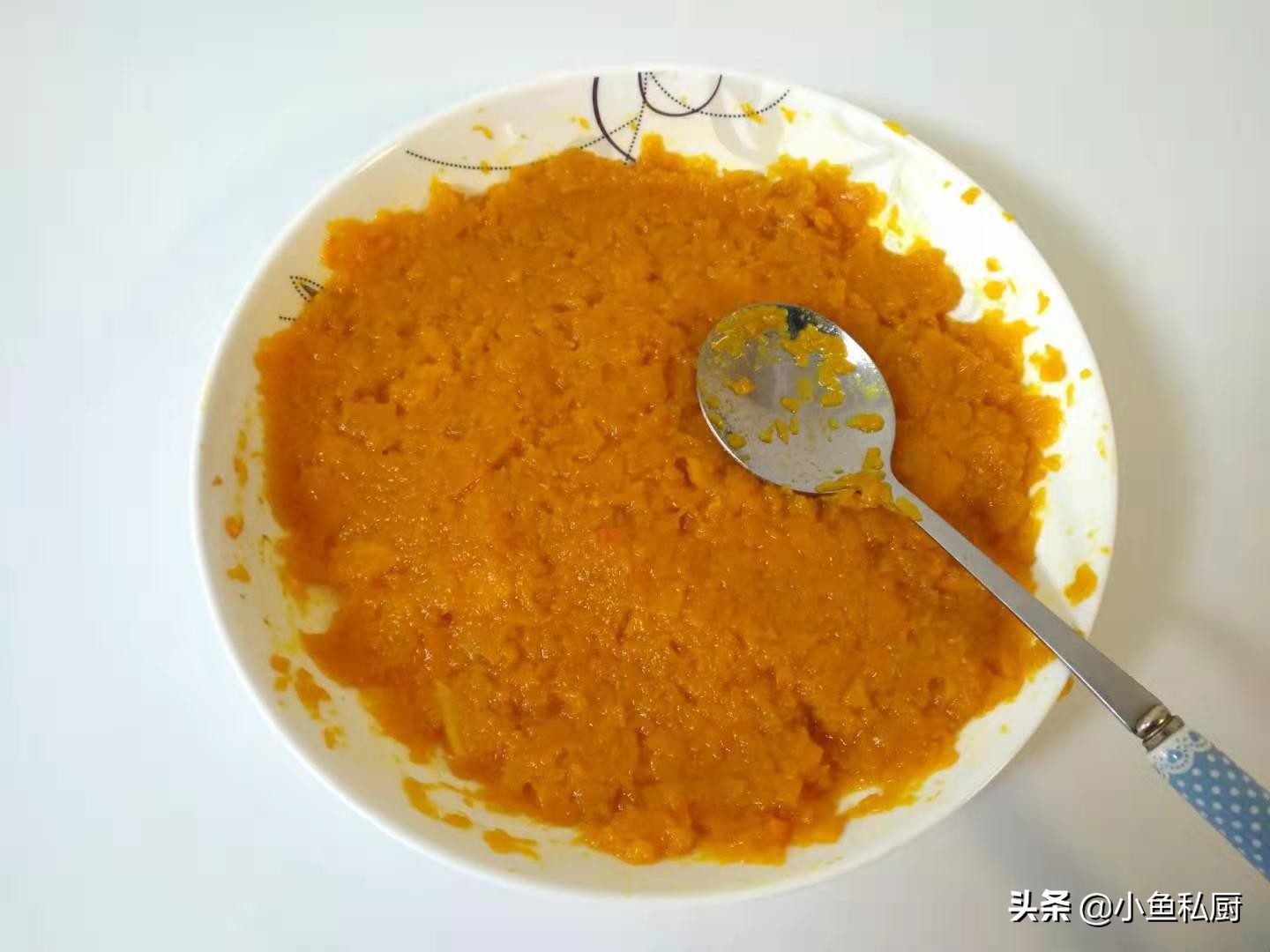 在家做的汤圆不硬的做法,汤圆不用炸的家常做法