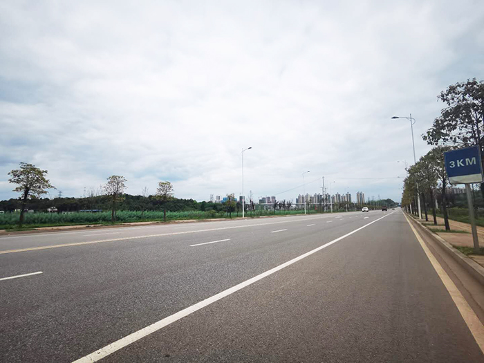 南充市顺庆区金融大道周边变化,南充北部新城金融大道阳光君悦府