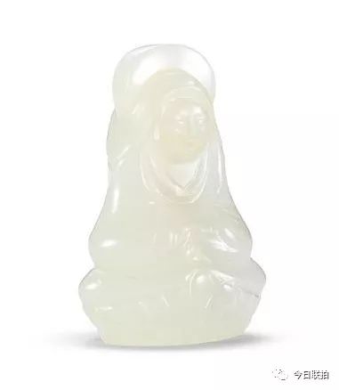 一只白玉小熊卖了670万，人家靠的是颜值！