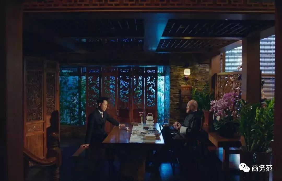 《再创世纪》告诉你，香港顶级富豪鄙视链