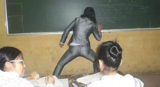 有个搞笑的老师是怎样的体验,有个逗逼是什么体验