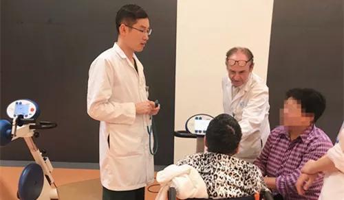 脑出血康复一年后的感言,脑出血康复者恢复正常回归社会