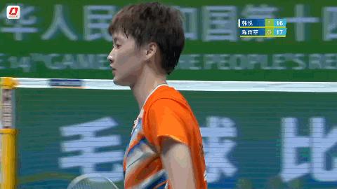 陈雨菲因李宁鞋开裂,陈雨菲被李宁鞋划伤