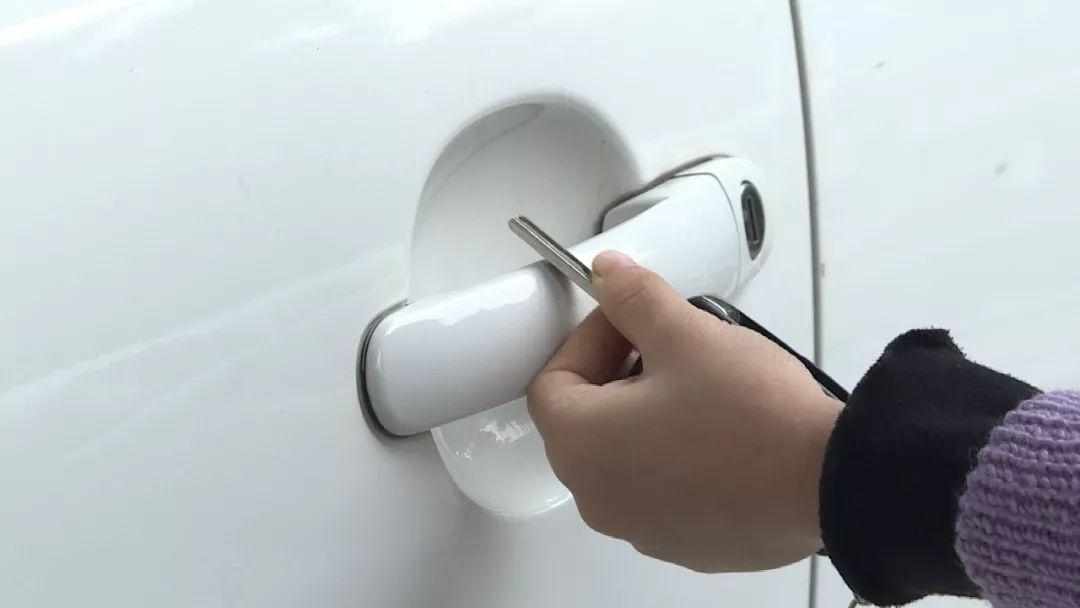 怎么有效的消除身体的静电,除身体静电小妙招