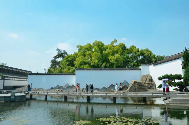 苏州博物馆贝聿铭设计,苏州博物馆和贝聿铭博物馆