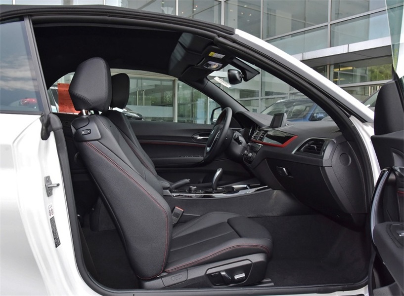 奥迪a3软顶敞篷落地价,奥迪a3敞篷和宝马2系敞篷怎么选