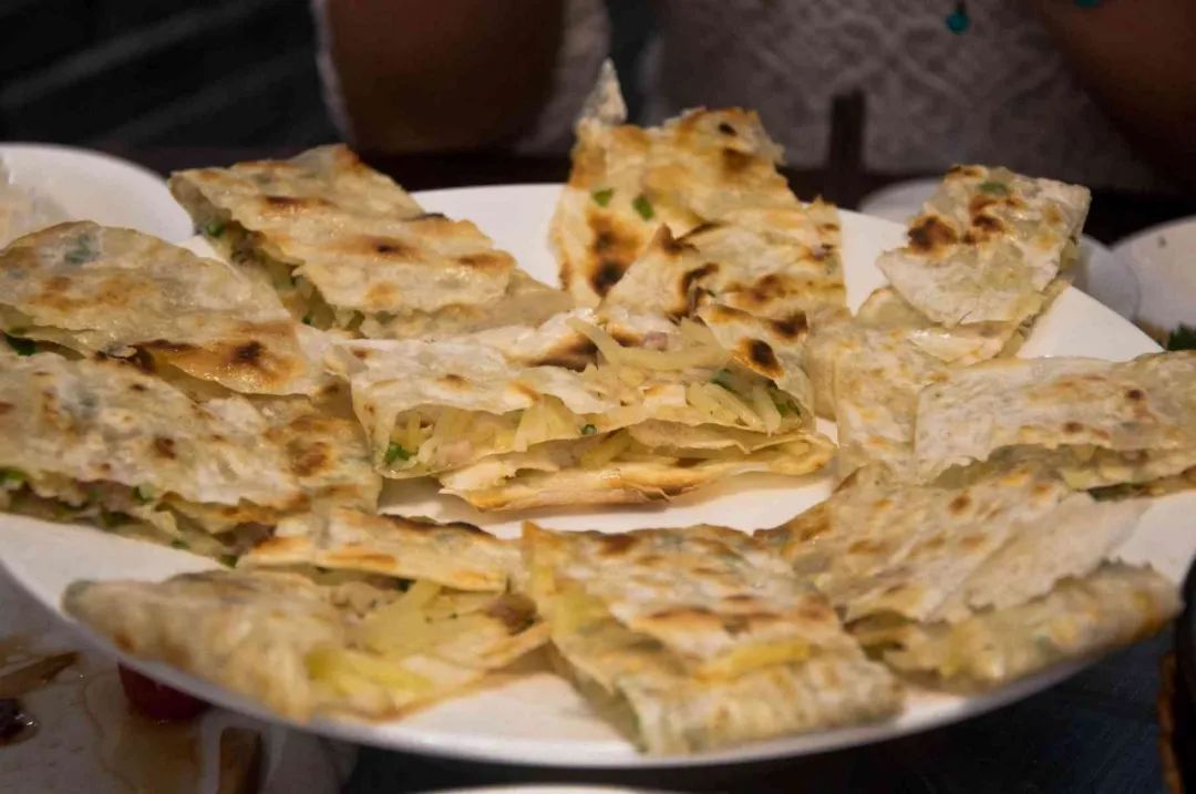 还没想好国庆去哪？自驾2.5小时，在秋日里泡温泉吃美食