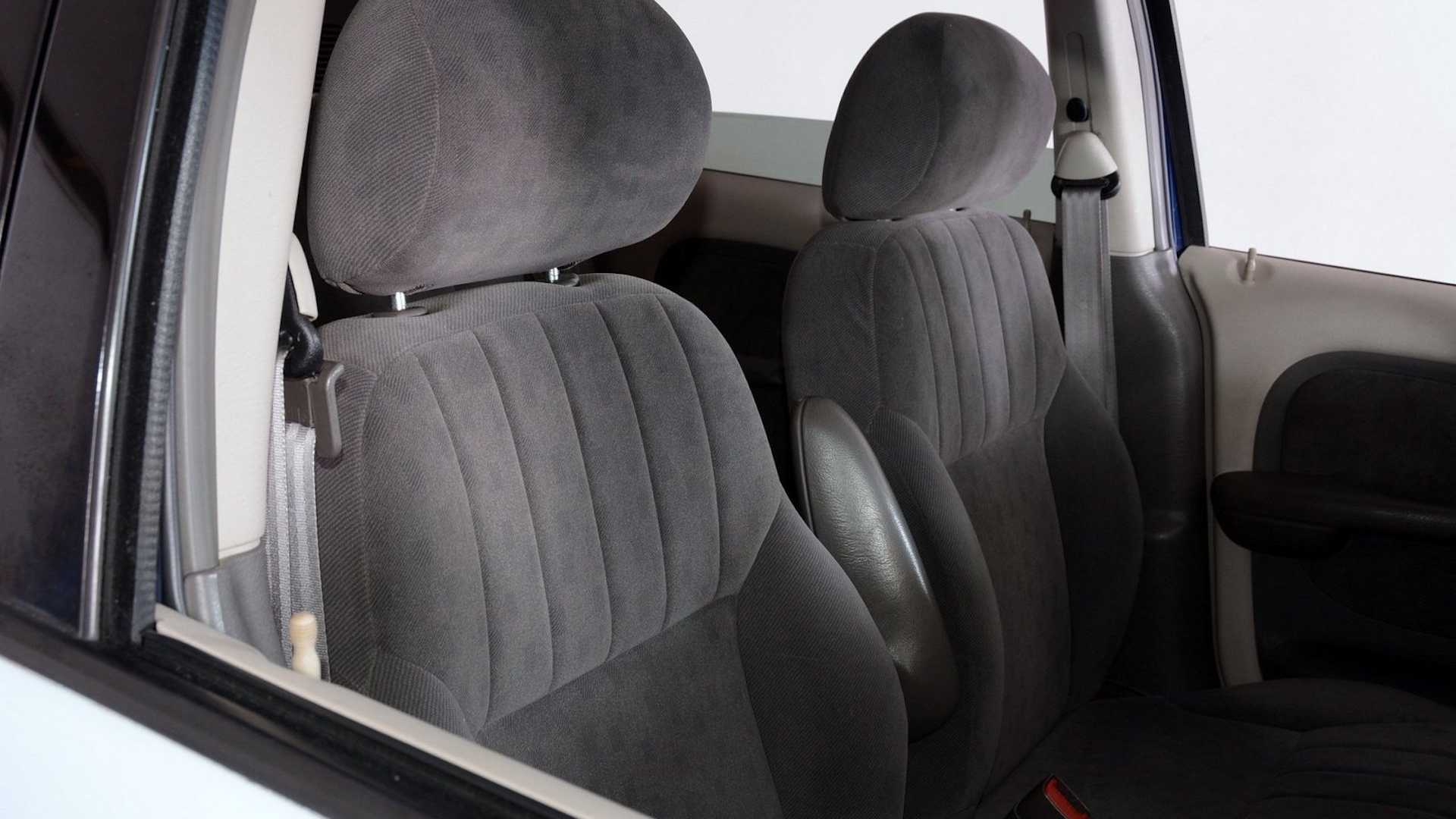 去吧皮卡丘骑喷火龙,去吧皮卡丘闪光绿毛虫