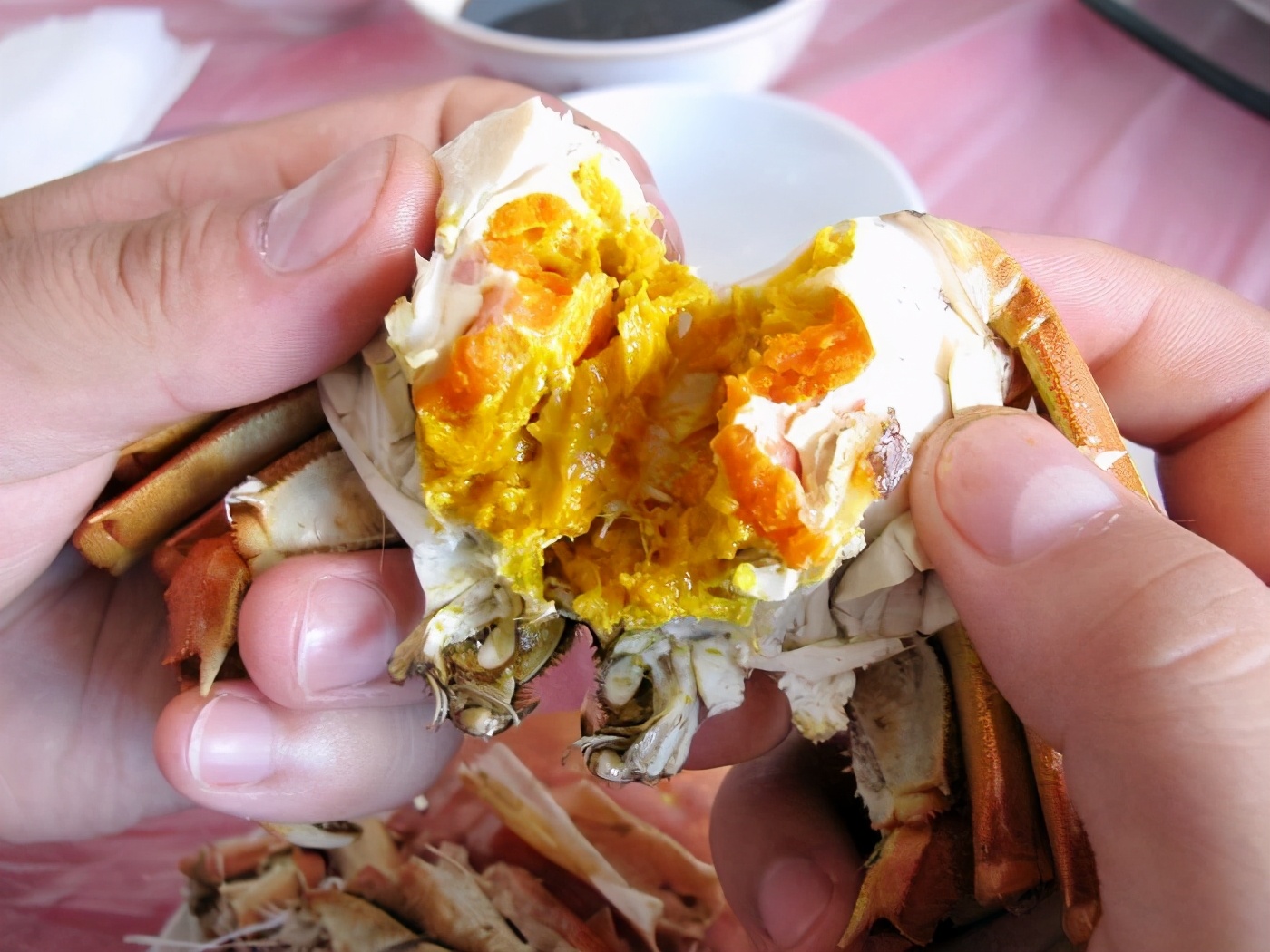 螃蟹怎么吃寒性不大,螃蟹是寒性食物需要注意胃吗