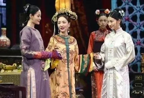 杨蓉哭的视频完整版,杨蓉笑着流泪