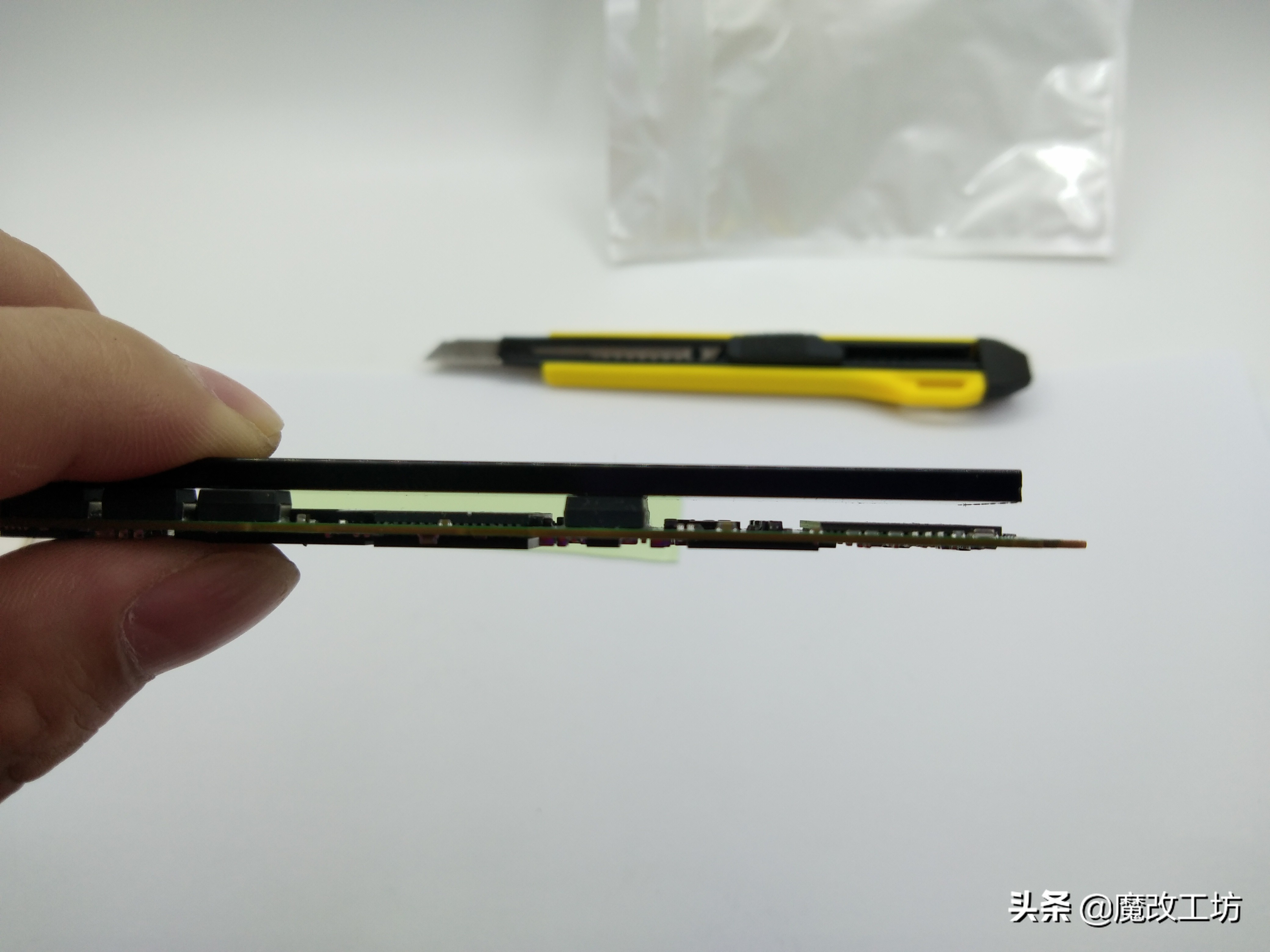 三星固态硬盘拆解全过程,三星固态硬盘拆机