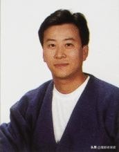 世纪难题老妈和老婆掉水里先救谁,老婆和老妈掉水里先救谁完美答案