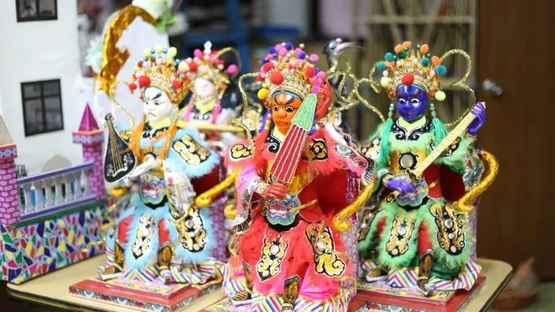 中国人烧给死人的纸扎，登上巴黎设计周，还被法国的博物馆收藏？