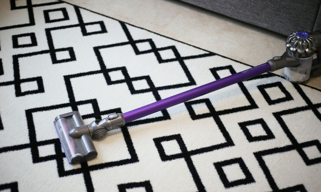 玻璃胶里面发霉怎么彻底解决,玻璃胶严重发霉怎么办