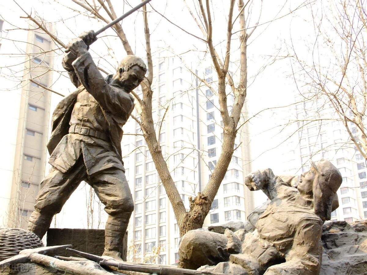 故事：江城飞侠是一对孩子，日军魂飞魄散，然而陷入了怪圈