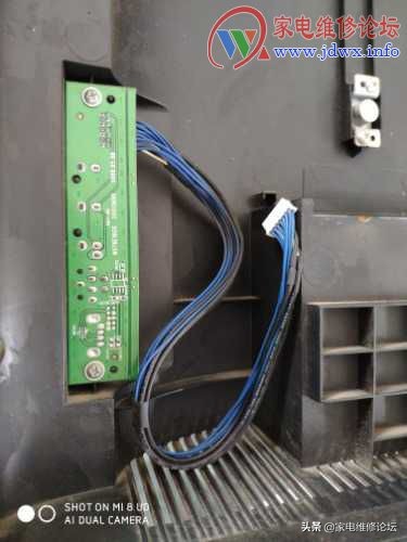 一波三折修复康佳液晶电视LC24FS66DC短暂试机白屏