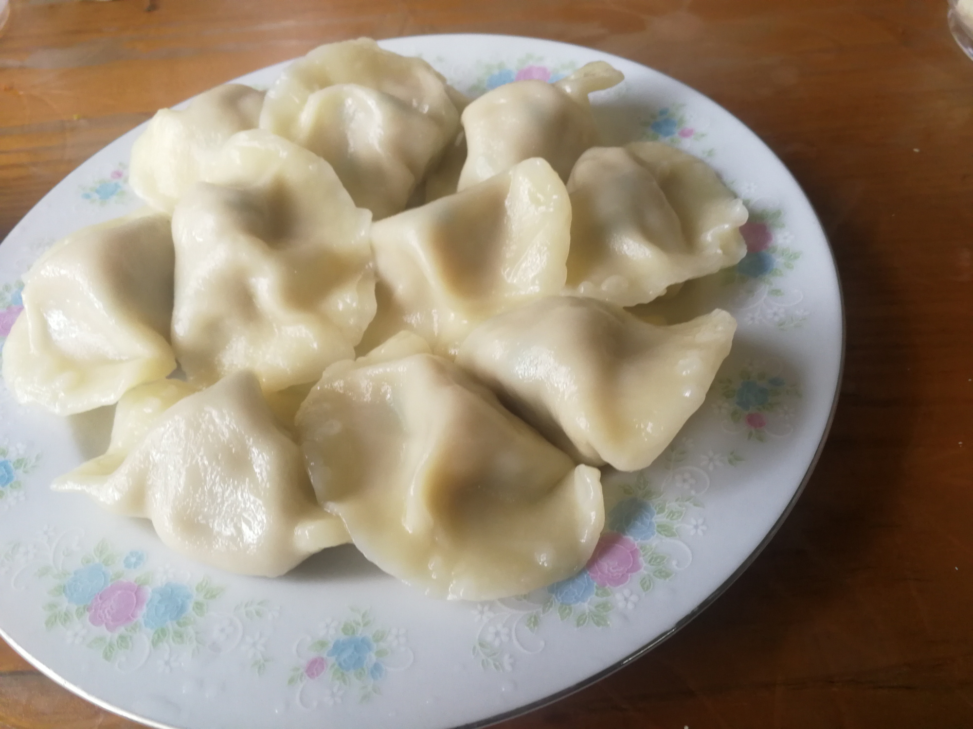 如何用普通面粉100克制作饺子皮,一岁宝宝面粉饺子皮制作