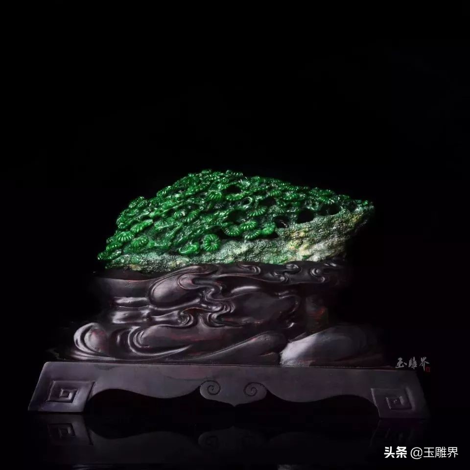 帝王绿满绿翡翠摆件,天然满绿翡翠摆件图