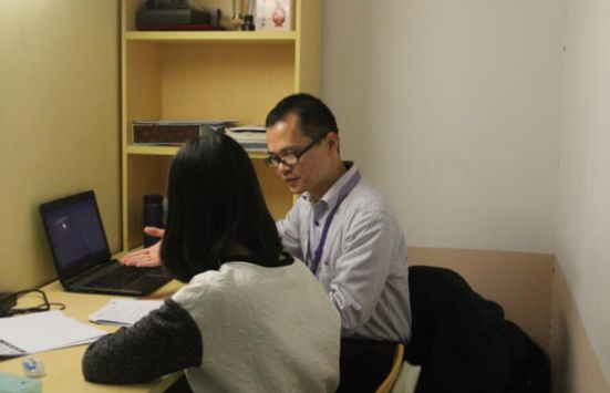 进入高二成绩直线下降的原因,高一成绩一直退步家长该怎么做