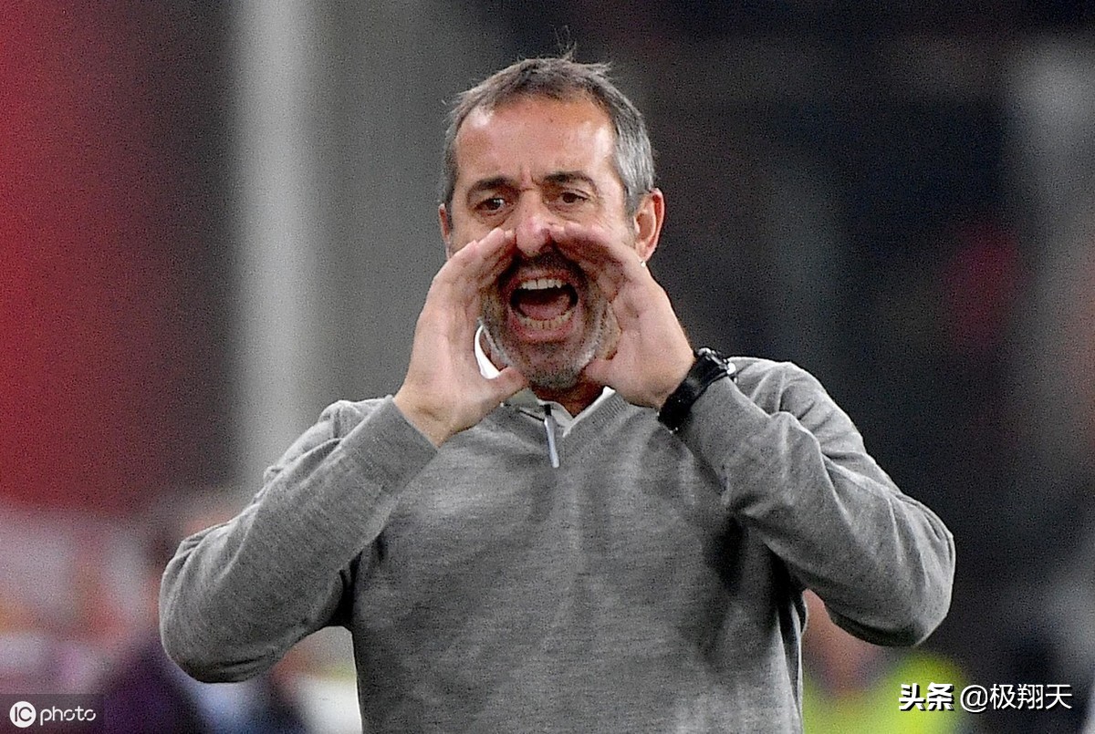 米兰为何与马尔蒂尼闹翻也要选他,马尔蒂尼助米兰巅峰