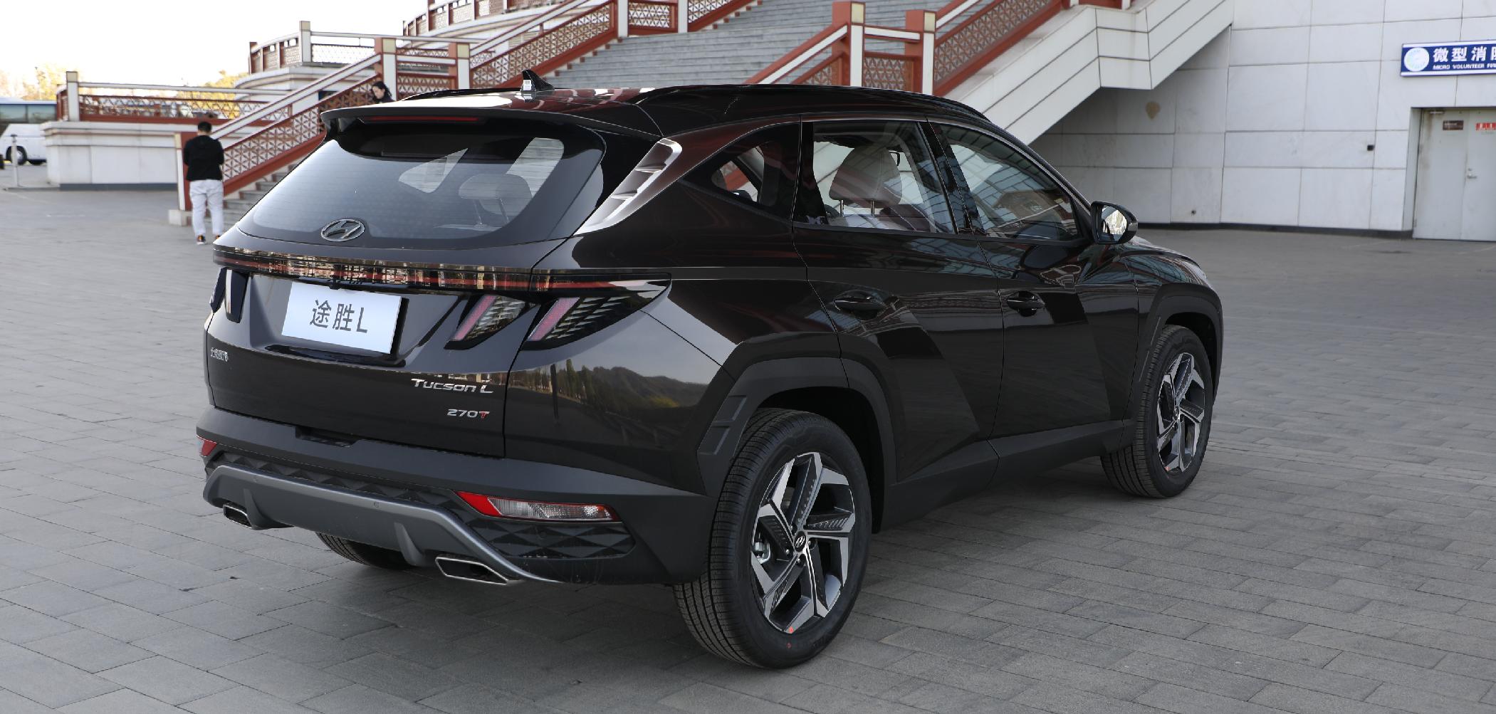 第五代途胜尊贵版有定速巡航吗,5代途胜l两驱爬坡测试