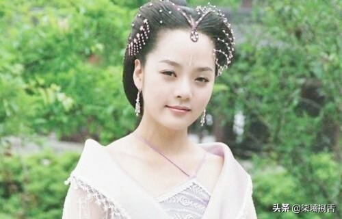 以前的古装女子，没钱打首饰，头发盘个小圈圈也能成为古装女神