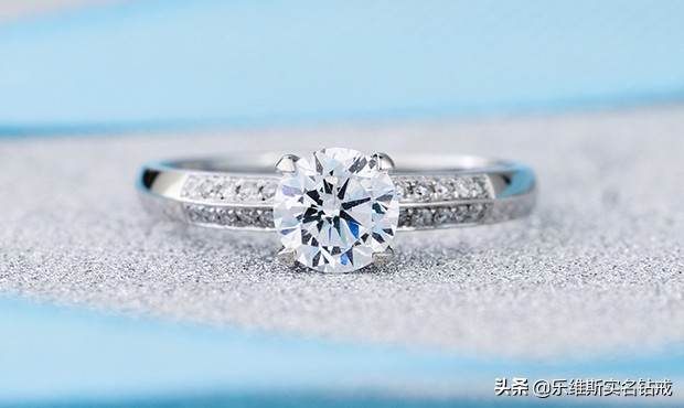 铂金pt950钻戒价格今天多少一克,pt950铂金戒指怎样分是不是钻戒