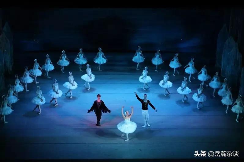 蝴蝶翩飞在天鹅湖上——记展翅高飞的湖南省演艺集团