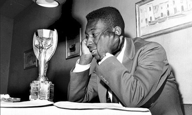 结三次婚的女人32集,17岁球王贝利的传奇