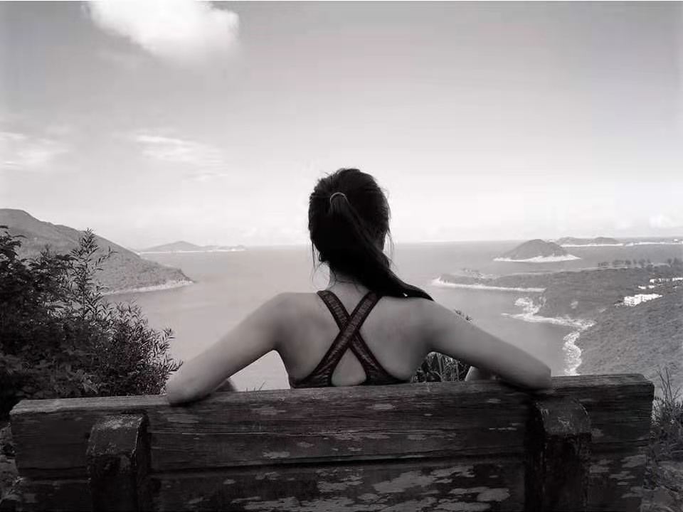 37岁唐诗咏近况,唐诗咏36岁照片