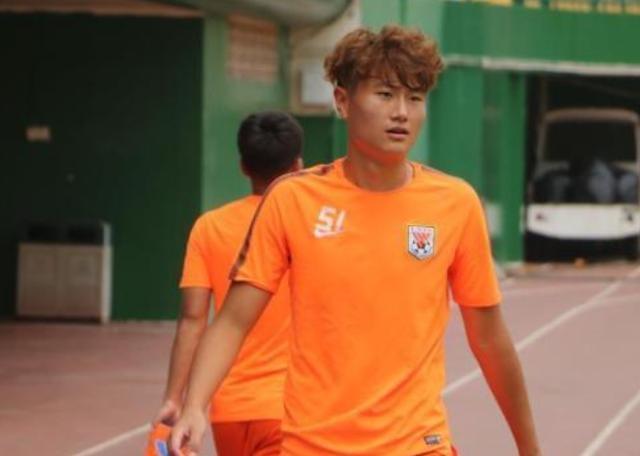 高洪波和山东鲁能,鲁能国脚加盟