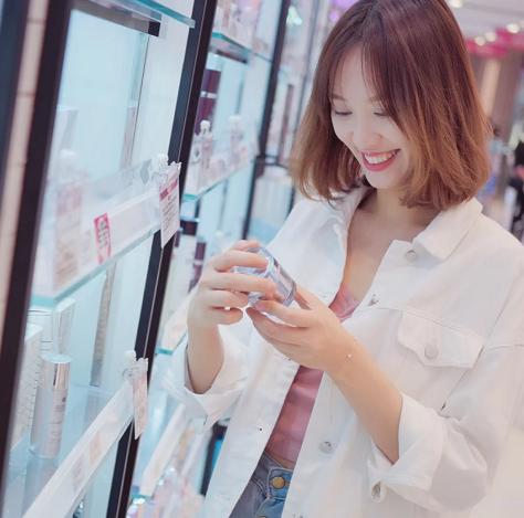 sk2的洗面奶和lamer的洗面奶哪个好,sk2和lamer是一个级别的嘛