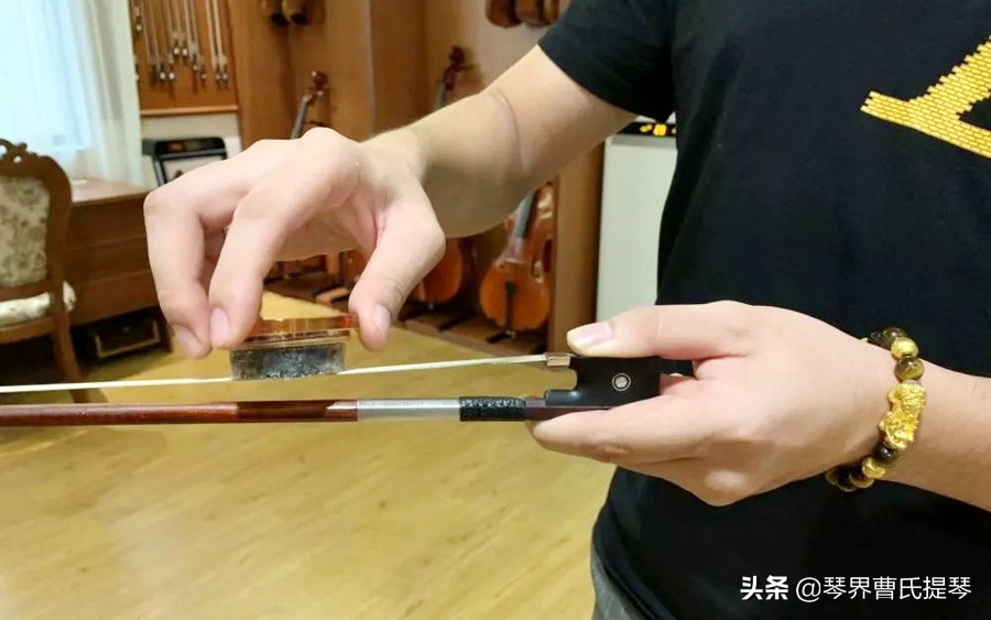 小提琴使用寿命多少年,为什么我的琴弦老是断