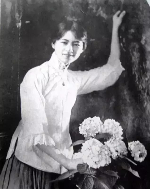 十位称为先生的女性,中国被尊称为先生的十位女性图片