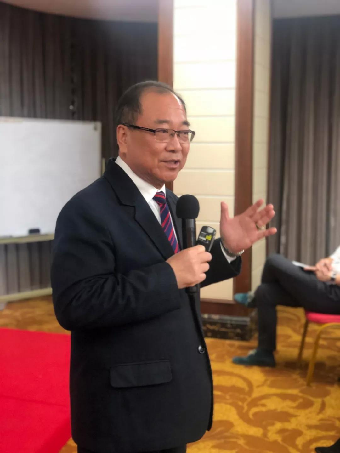 德申国际商务社交平台标志,德申国际俱乐部年度会议总结