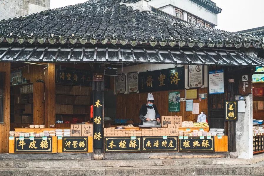 为了吃美食去外地,为了吃儿时的味道跑到一个地方