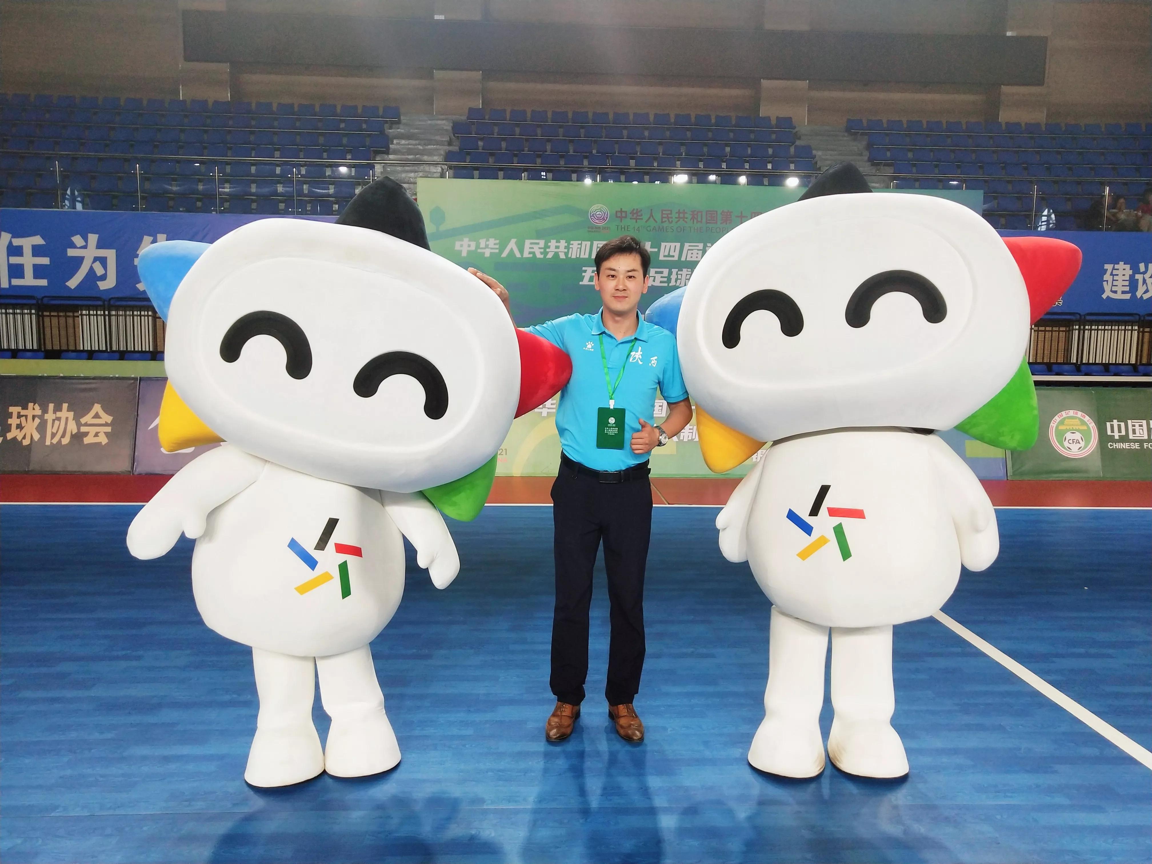 追梦人足球大神,足球追梦人踢野球