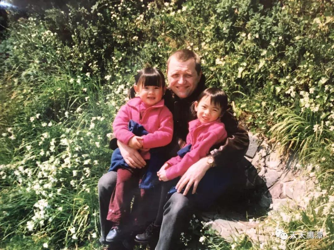 全城行动！2名英国女孩鹰潭寻亲，大家一起帮忙接力找线索