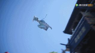 好羞耻！我熬夜刷完了一部主角不停接吻的无脑雷剧