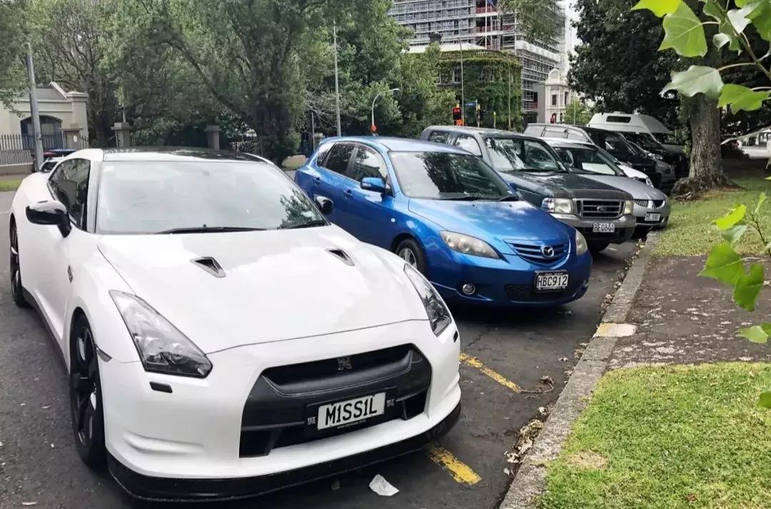 比国内油价还高三四块！这地方奔驰不如日系车受欢迎！