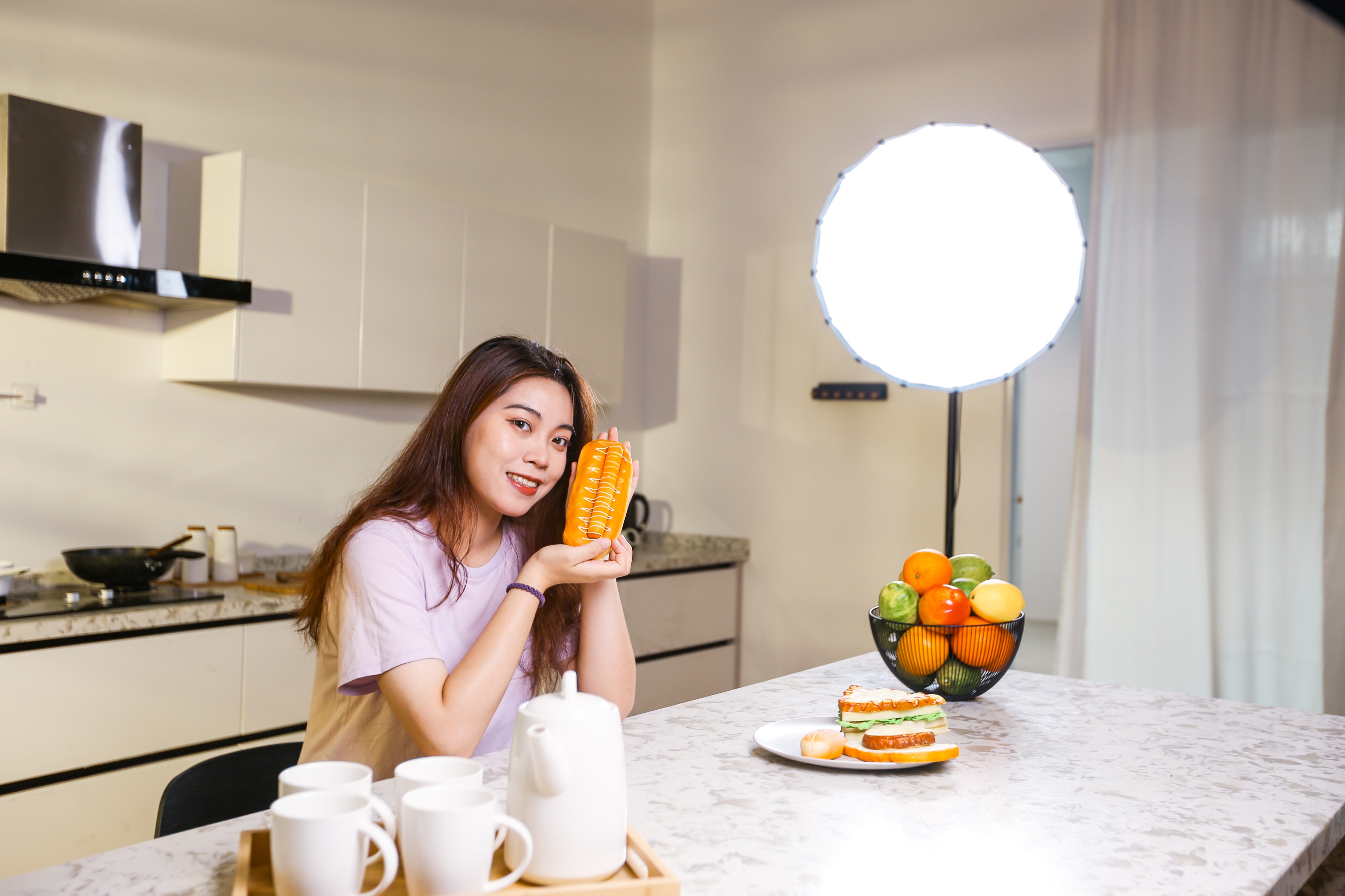 美食直播间布光教程,拍美食短视频需要什么样的灯光