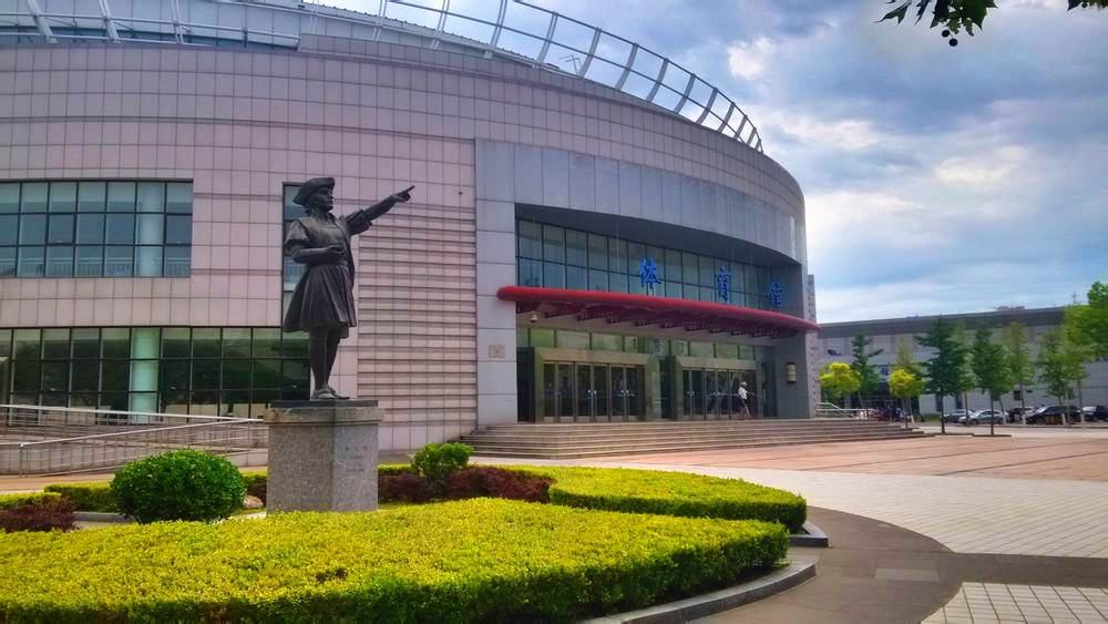 全国仅有两所名字带海事的大学，一所211，被称为航海家的摇篮