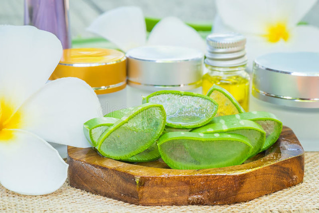 芦荟胶可以祛痘吗,为什么芦荟胶可以祛痘