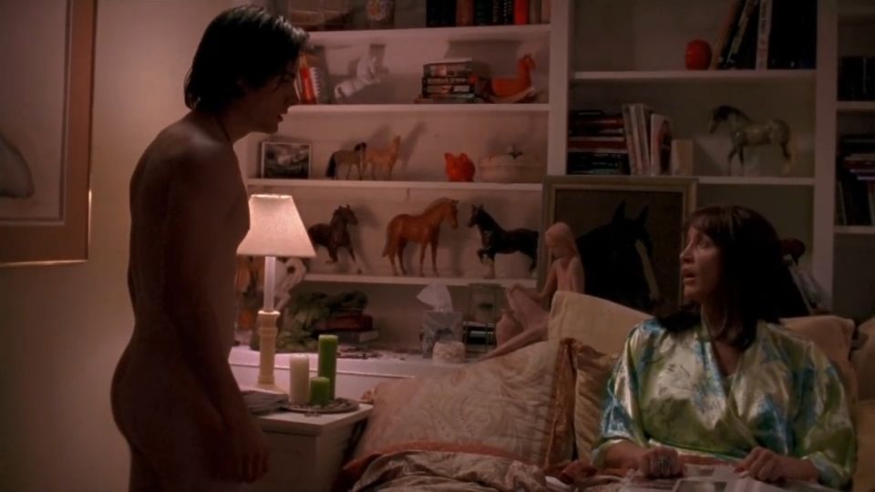 父子也能搞暧昧？这片的反转也太大了吧