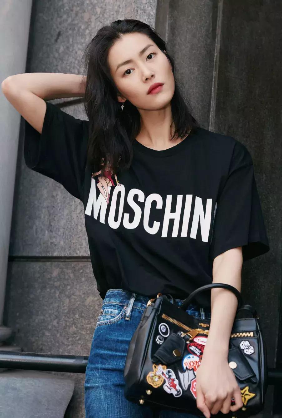 刘雯今年最流行的包,刘雯同款包时尚潮流大牌大容量