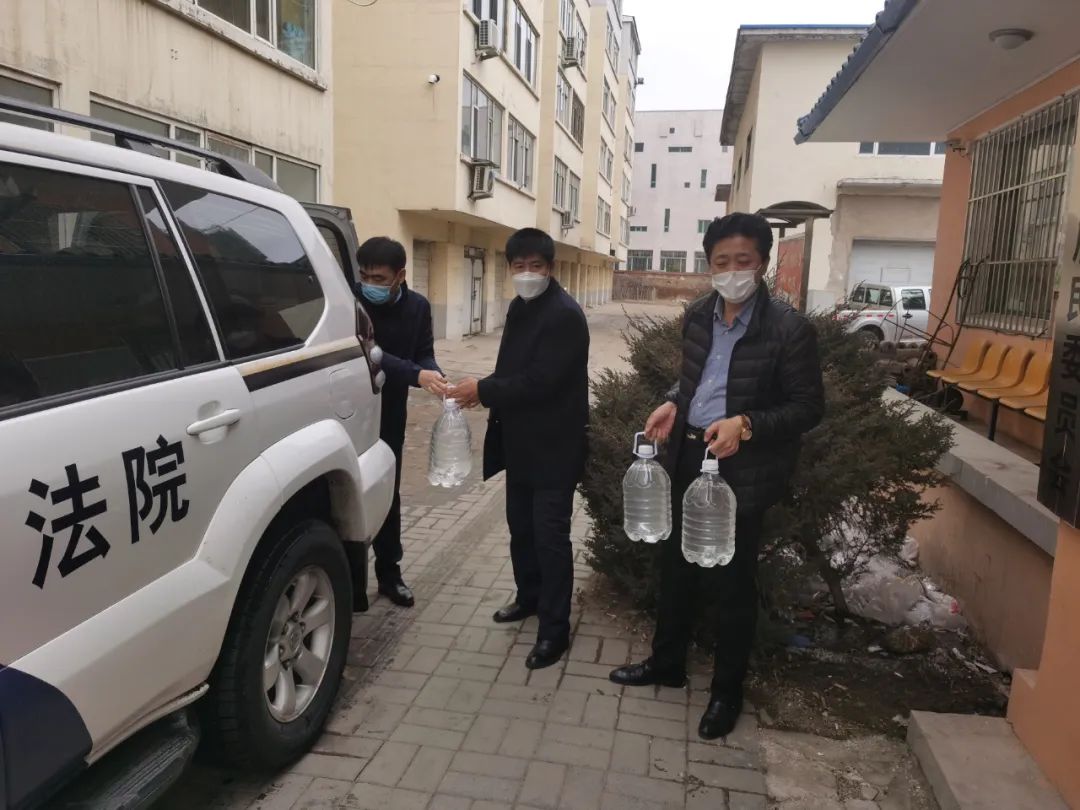 看望慰问一线执行干警,市中级人民法院领导慰问一线干警