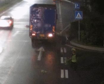 雨衣杀人案完整版,雨衣杀人案件