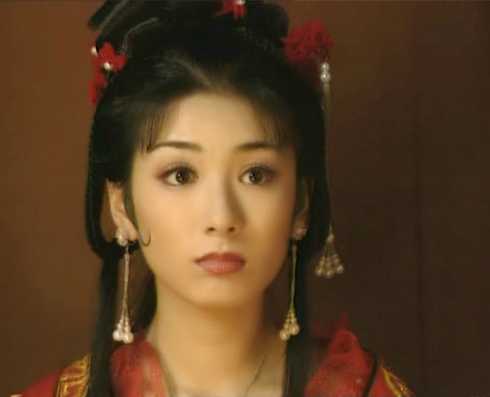 黄奕为什么会陷入低谷,黄奕跌入低谷