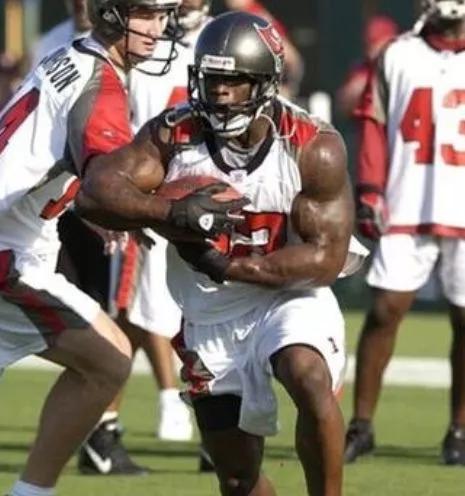 天选之子勒布朗詹姆斯,天选之子勒布朗詹姆斯的篮球之路