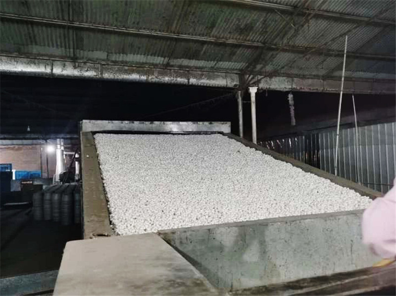 鑫缘集团保护价收茧，海安蚕农超预期受益